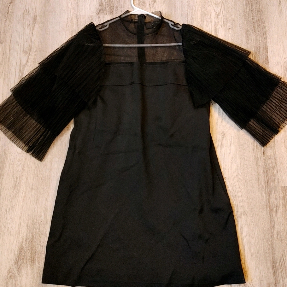 Gracia bell sleeved dress
